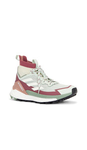 adidas Originals Terrex Free Hiker 2 W in Green,Mauve