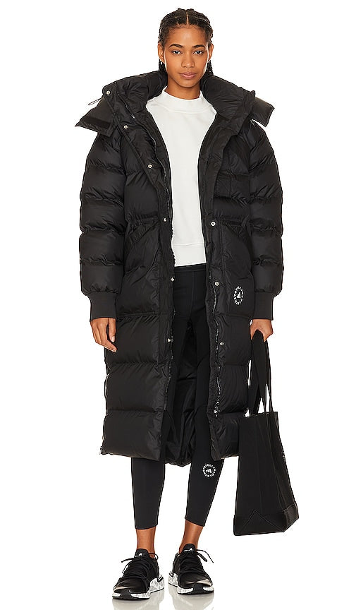 adidas by Stella McCartney True Nature Long Padded Jacket in Black - adidas by Stella McCartney - True Nature - Longue veste matelassée - Noir - adidas by Stella McCartney True Nature 黑色长款衬垫夹克 - adidas by Stella McCartney True Nature Lange wattierte Jacke in Schwarz - adidas by Stella McCartney 트루 네이처 롱 패딩 재킷블랙 색상 - Giacca imbottita lunga adidas by Stella McCartney True Nature in nero