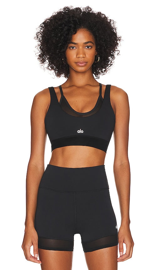 alo Airlift Double Trouble Sports Bra in Black - alo - Airlift Double Trouble - Soutien-gorge de sport - Noir - alo Airlift Double Trouble 黑色运动文胸 - alo Airlift Double Trouble Sport-BH in Schwarz - alo Airlift 더블 트러블 스포츠 브라블랙 색상 - Reggiseno sportivo alo Airlift Double Trouble in nero