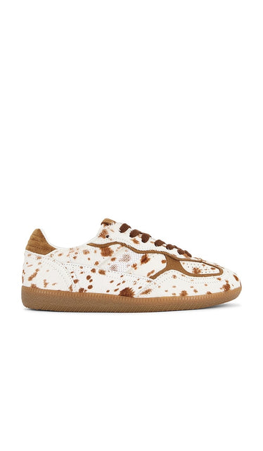 ALOHAS Tb.490 Rife Sneaker in Brown | Soft Camel Lifestyle Sneakers for Women
