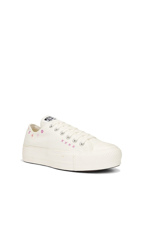 Converse Chuck Taylor All Star Lift Floral Embroidery Low Top Sneaker in White