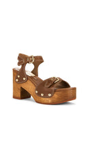Dolce Vita Yandy Sandal in Cognac