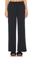 eberjey Gisele Everyday Pant in Black - eberjey Gisele Pantalon de tous les jours en noir - eberjey Gisele 黑色日常长裤 - Eberjey Gisele Alltagshose in Schwarz - eberjey 지젤 에브리데이 팬츠 - eberjey Gisele Pantaloni per tutti i giorni in nero