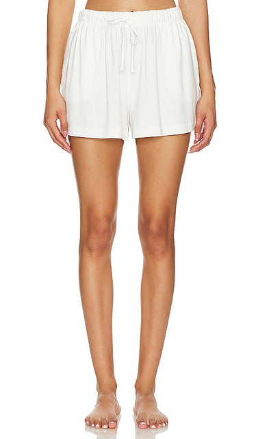 eberjey Gisele Everyday Relaxed Short in Ivory - eberjey Gisele Short décontracté de tous les jours en ivoire - eberjey Gisele 象牙色日常休闲短裤 - Eberjey Gisele Everyday Relaxed Short in Elfenbein - eberjey Gisele 에브리데이 릴랙스 쇼츠 in Ivory - eberjey Gisele Pantaloncini rilassati per tutti i giorni in avorio
