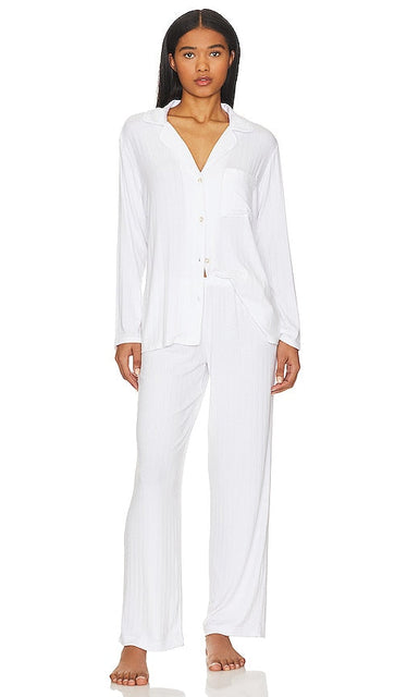eberjey Gisele Rib Long PJ Set in White - eberjey Ensemble pyjama long côtelé Gisele en blanc - eberjey Gisele 白色罗纹长睡衣套装 - Eberjey Gisele Rib Long Pyjama-Set in Weiß - eberjey 지젤 립 롱 파자마 세트 화이트 색상 - eberjey Pigiama lungo a coste Gisele in bianco