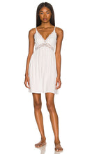 eberjey Mariana The Mademoiselle Chemise in White - eberjey Mariana La Chemise Mademoiselle en Blanc - eberjey Mariana 白色女士衬裙 - eberjey Mariana Das Mademoiselle Chemise in Weiß - eberjey Mariana 마드모아젤 슈미즈 화이트 색상 - eberjey Mariana La Chemise Mademoiselle in bianco