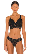 eberjey Naya The Classic Longline Bra in Black - eberjey Naya Le soutien-gorge long classique en noir - eberjey Naya 黑色经典长款文胸 - eberjey Naya Der klassische Longline-BH in Schwarz - eberjey Naya 클래식 롱라인 브라블랙 색상 - eberjey Naya Il classico reggiseno lungo in nero