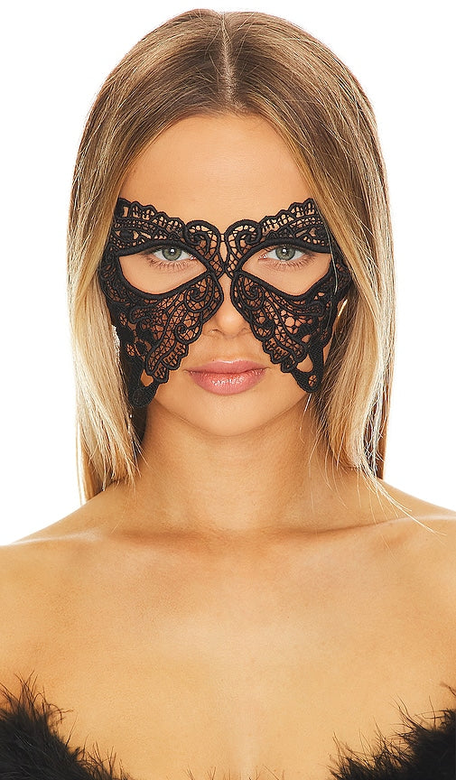 fleur du mal Butterfly Guipure Eye Mask in Black - fleur du mal Masque pour les yeux en guipure papillon en noir - fleur du mal 黑色蝴蝶凸花眼罩 - fleur du mal Butterfly Guipure Augenmaske in Schwarz - fleur du Mal 버터플라이 기퓌르 아이 마스크 블랙 - fleur du mal Maschera per occhi guipure a farfalla in nero