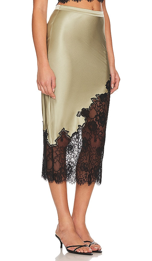 fleur du mal Lace Scallop Midi Skirt in Olive