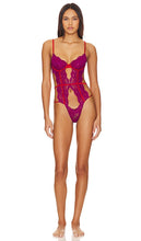 fleur du mal Naomi Lace Bodysuit in Purple - fleur du mal Body en dentelle Naomi en violet - Fleur du mal Naomi 紫色蕾丝连体衣 - fleur du mal Naomi Spitzen-Body in Lila - fleur du mal Naomi 레이스 바디수트 - fleur du mal Naomi Body in pizzo viola