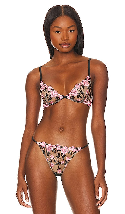 fleur du mal Roses And Thorns Demi Bra in Pink - fleur du mal Soutien-gorge corbeille Roses And Thorns en rose - fleur du mal 粉色玫瑰与荆棘半胸罩 - fleur du mal Roses And Thorns Demi-BH in Rosa - fleur du Mal Rose And Thorns 데미 브라핑크 색상 - fleur du mal Rose e spine Demi reggiseno in rosa