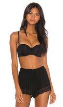fleur du mal Solid Molded Bra in Black - fleur du mal Soutien-gorge moulé uni en noir - 黑色 Fleur du mal 纯色模压文胸 - fleur du mal Solider geformter BH in Schwarz - fleur du Mal 솔리드 몰드 브라블랙 색상 - fleur du mal Reggiseno modellato solido in nero