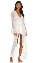 homebodii Madonna Robe in White