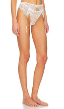 homebodii Sydney Suspender in White