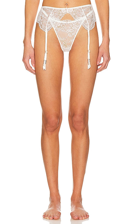 homebodii Sydney Suspender in White - homebodii Sydney Porte-Jarretelles en Blanc - homebodii Sydney 白色吊带 - homebodii Sydney Hosenträger in Weiß - homebodii 시드니 서스펜더 화이트 색상 - homebodii Bretella Sydney in bianco