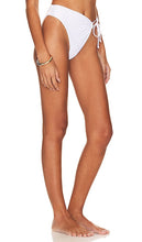 lovewave Carangi Bottom in White