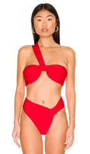 lovewave The Alexi Top in Red - lovewave Le haut Alexi en rouge - lovewave Alexi 红色上衣 - lovewave Das Alexi Top in Rot - lovewave 알렉시 탑 - lovewave Il top Alexi in rosso