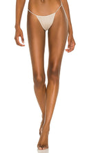 lovewave The Driza Bottom in Metallic Gold - lovewave Le bas Driza en or métallisé - lovewave Driza 金属金色下装 - lovewave Das Driza-Unterteil in Metallic-Gold - lovewave The Driza 하의 - lovewave Il fondo Driza in oro metallizzato