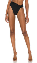 lovewave the Alexi High Waist Bottom in Black - lovewave le bas taille haute Alexi en noir - lovewave Alexi 高腰黑色底裤 - lovewave das Alexi High Waist Bottom in Schwarz - lovewave the Alexi 하이웨이스트 보텀 - lovewave il fondo a vita alta Alexi in nero