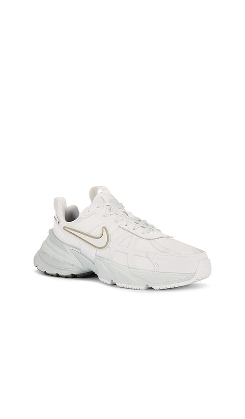 Nike V2K Run GTX Sneaker in White