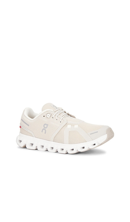 On Cloud 6 Sneaker in White