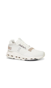 On Cloudnova 2 Sneaker in Beige