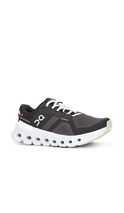 On Cloudrunner 2 in Black