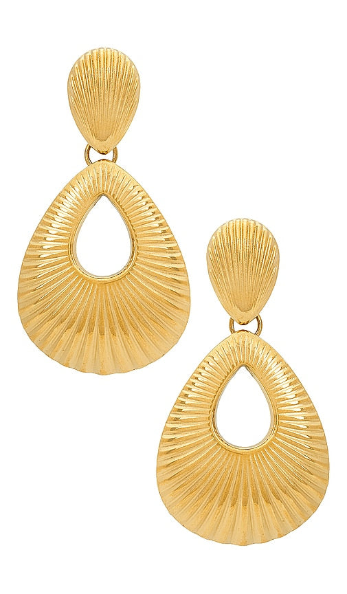 petit moments Darcy Earrings in Metallic Gold