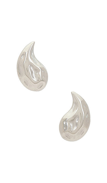 petit moments Juliana Earrings in Metallic Silver