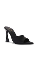 RAYE Cristina Sandal in Black