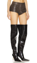 retrofete Aven Leather Short in Brown