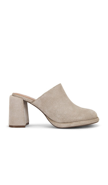 Seychelles Honor Mule in Neutral | Sand Heeled Sandals for Women