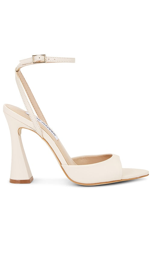 Steve Madden Beki Heel in Ivory | Bone Leather Heeled Sandals for Women