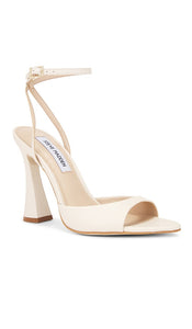 Steve Madden Beki Heel in Ivory