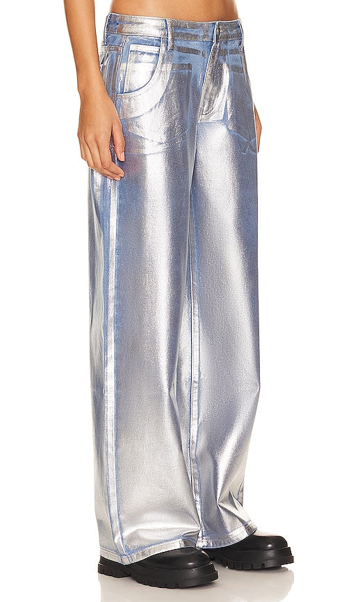 superdown Aisha Jean in Metallic Silver