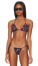 superdown Fay Bikini Top in Black - superdown Haut de bikini Fay en noir - superdown Fay 黑色比基尼上衣 - superdown Fay Bikinioberteil in Schwarz - superdown FAY 비키니 탑 - Top bikini Fay superdown in nero