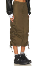 superdown Jasmina Cargo Skirt in Green