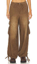 superdown Kalya Pant in Brown - Pantalon superdown Kalya en marron - Superdown Kalya 棕色长裤 - superdown Kalya Hose in Braun - superdown KALYA 팬츠 색상은 브라운 색상 - Pantaloni Kalya superdown in marrone