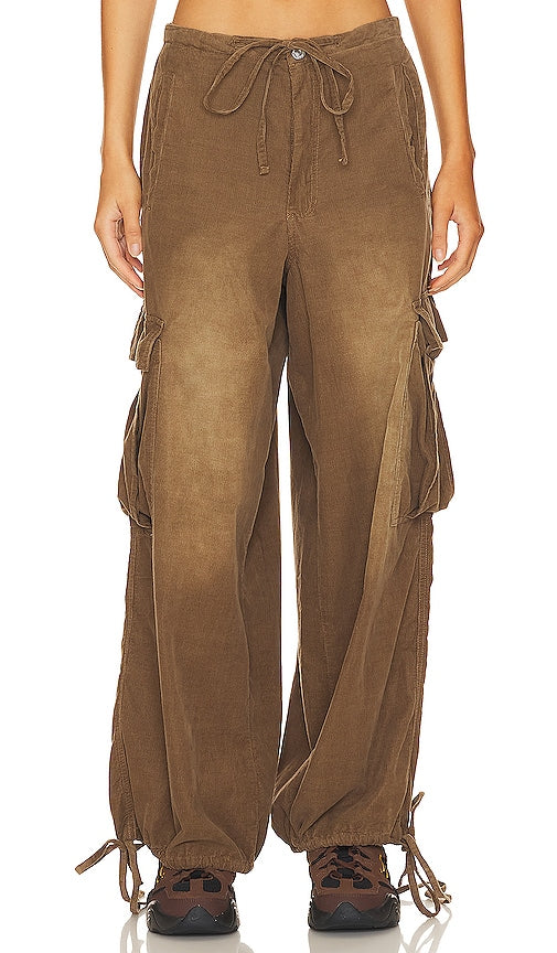 superdown Kalya Pant in Brown - Pantalon superdown Kalya en marron - Superdown Kalya 棕色长裤 - superdown Kalya Hose in Braun - superdown KALYA 팬츠 색상은 브라운 색상 - Pantaloni Kalya superdown in marrone