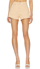 superdown Leja Denim Short in Nude - superdown Short en jean Leja en Nude - superdown Leja 裸色牛仔短裤 - superdown Leja Denim Short in Nude - superdown Leja 데님 쇼츠 in 누드 - Pantaloncini di jeans Leja superdown color nudo