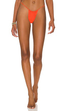superdown Raquel String Bikini Bottom in Orange - superdown - Bas de bikini string Raquel en orange - superdown Raquel 橙色系带比基尼泳裤 - superdown Raquel String-Bikinihose in Orange - superdown Raquel 스트링 비키니 하의 오렌지 색상 - Fondo bikini Raquel String superdown in arancione