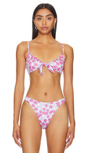 superdown Sofia Bikini Top in Lavender - Haut de bikini superdown Sofia en lavande - superdown 薰衣草色 Sofia 比基尼上衣 - superdown Sofia Bikinioberteil in Lavendel - superdown Sofia 비키니 탑 - Top bikini Sofia superdown in lavanda