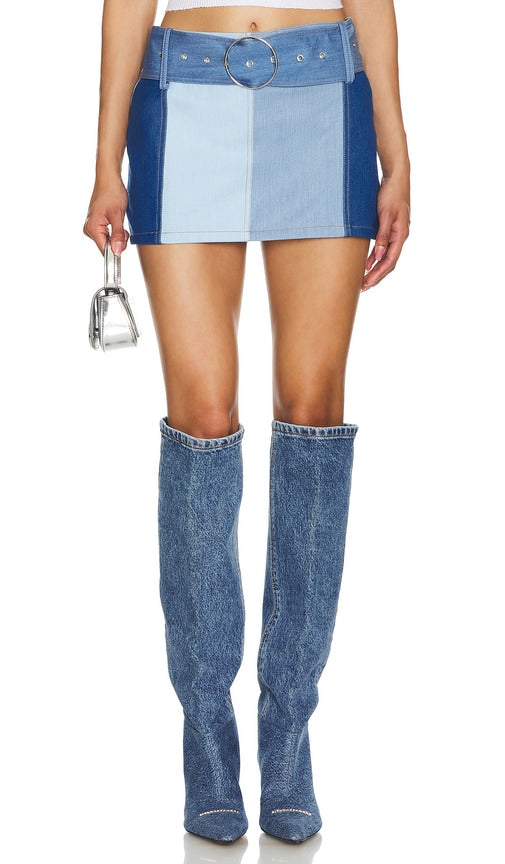 superdown Tyla Mini Skirt in Blue - superdown Mini-jupe Tyla en bleu - superdown Tyla 蓝色迷你裙 - superdown Tyla Minirock in Blau - superdown TYLA 미니 스커트 - Minigonna Tyla superdown in blu