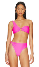 superdown Tyler Bikini Top in Fuchsia - superdown Haut de bikini Tyler en Fuchsia - superdown 紫红色泰勒比基尼上衣 - superdown Tyler Bikinioberteil in Fuchsia - superdown 타일러 비키니 탑 - Top bikini Tyler superdown in fucsia