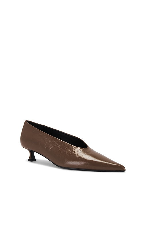 Tony Bianco Cherry Pump in Brown