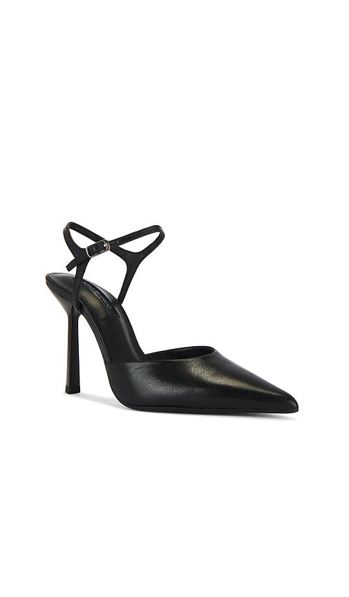 Tony Bianco Gloss Pump in Black