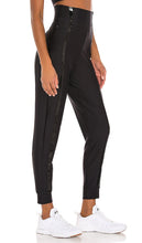 ultracor Essential Pavo Jogger in Black