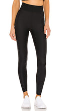 ultracor Ultra High Black Legging in Black - Legging noir ultra haut ultracor en noir - ultracor 超高黑色打底裤 黑色 - Ultracor Ultra High Black Leggings in Schwarz - ultracor 울트라 하이 블랙 레깅스 - Legging ultra alto nero ultracor in nero