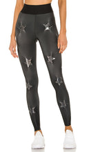 ultracor Ultra High Python KO Legging in Black - Legging Ultra High Python KO ultracor en noir - ultracor 黑色超高蟒蛇纹 KO 打底裤 - Ultracor Ultra High Python KO-Leggings in Schwarz - ultracor 울트라 하이 파이톤 KO 레깅스 블랙 색상 - ultracor Ultra High Python KO Legging in nero