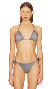 vitamin A Cosmo Bikini Top in Metallic Silver - haut de bikini Cosmo vitamine A en argent métallisé - Vitamin A Cosmo 金属银比基尼上衣 - Vitamin A Cosmo Bikinioberteil in Metallic-Silber - 비타민A 코스모 비키니 탑 - Top bikini Cosmo vitamina A in argento metallizzato